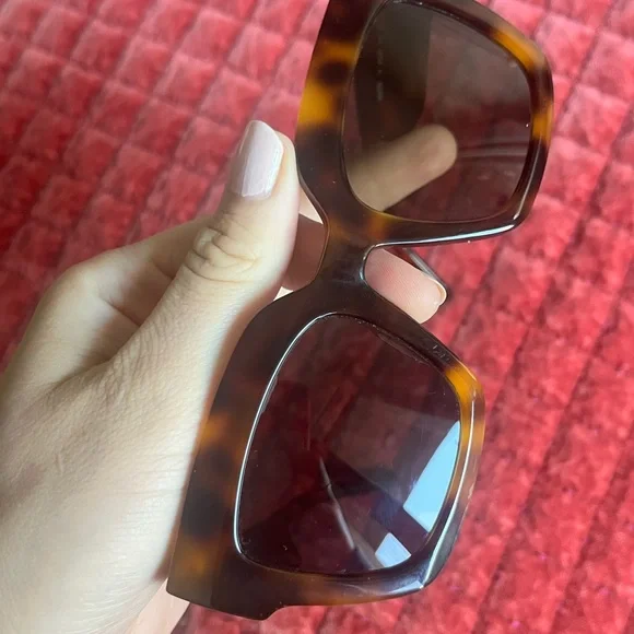 MCM Brown Tortoiseshell Sunglasses - Picture 5 of 5